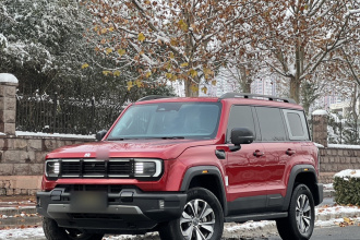 北京越野 北京BJ40 2024款 2.0T 全新城市猎人版 至尊型