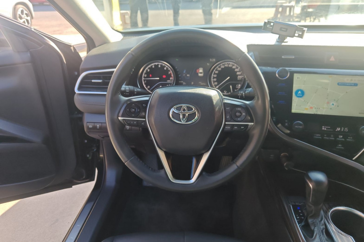 丰田 凯美瑞 2019款 改款 2.0G 豪华版中控内饰13