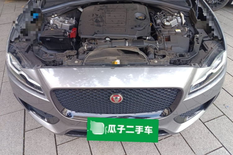 捷豹F-PACE 2020款 2.0T 赛旗版机舱底盘24