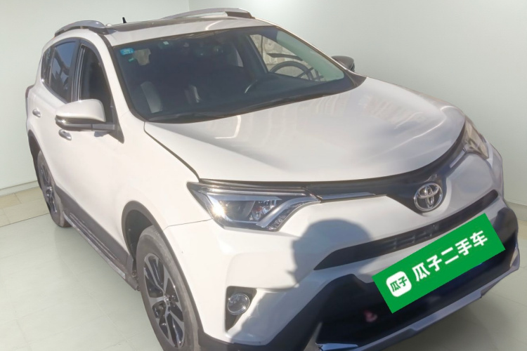 丰田 RAV4荣放 2016款 2.0L CVT两驱智尚版 国V车身外观3