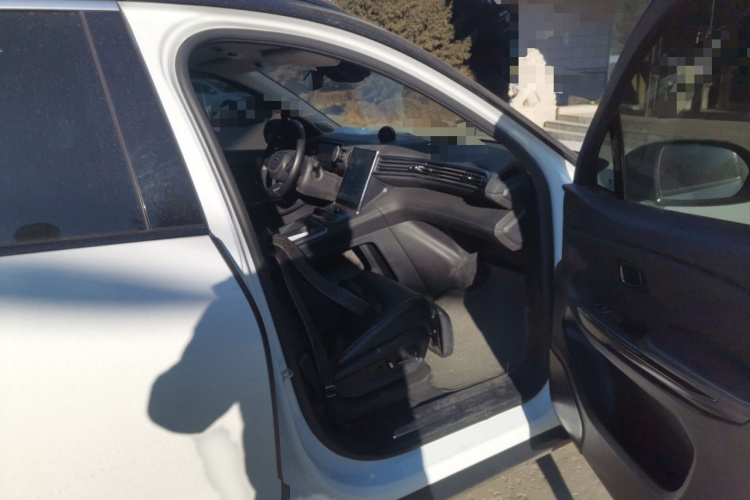 蔚来ES6 2020款 420KM 运动版局部细节9005