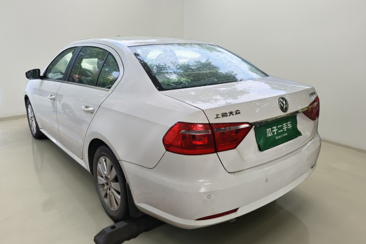 大众 朗逸 2013款 改款经典 1.6L 手动舒适版车身外观5