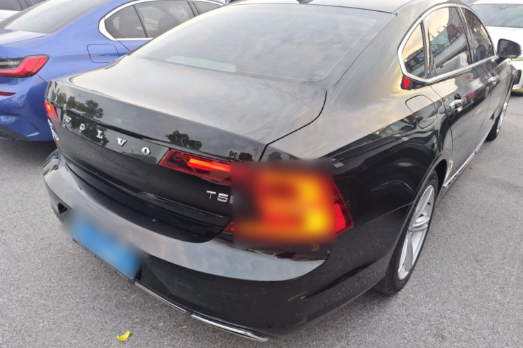 沃尔沃S90 2019款 T5 智远版车身外观6005