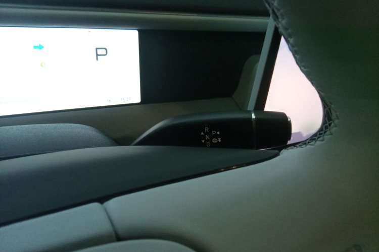 小鹏G6 2023款 755 超长续航 Pro局部细节18