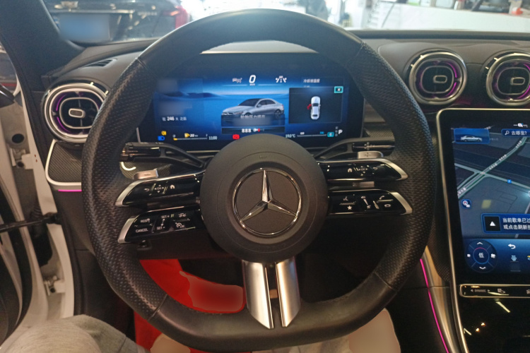 奔驰C级 2023款 C 260 L 运动版中控内饰13