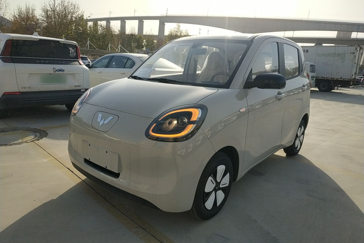 五菱汽车 宏光MINIEV 2025款 四门版 进阶款车身外观1