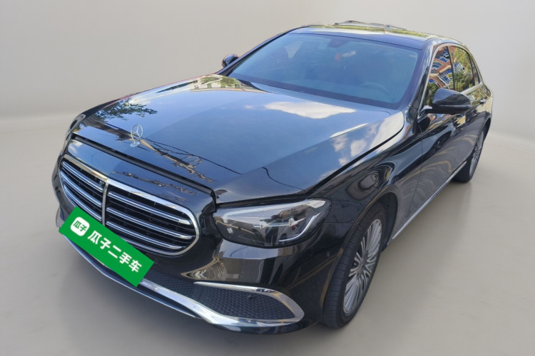 奔驰E级 2020款 E 300 L 时尚型车身外观1