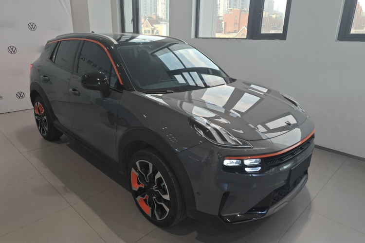 领克06 2020款 1.5T 耀Halo车身外观3