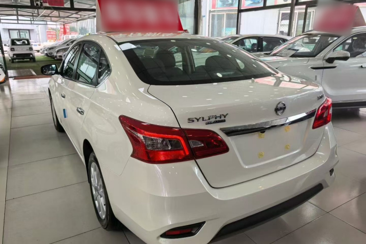 日产 轩逸 2024款 改款二 经典 1.6XL CVT豪华版车身外观6003