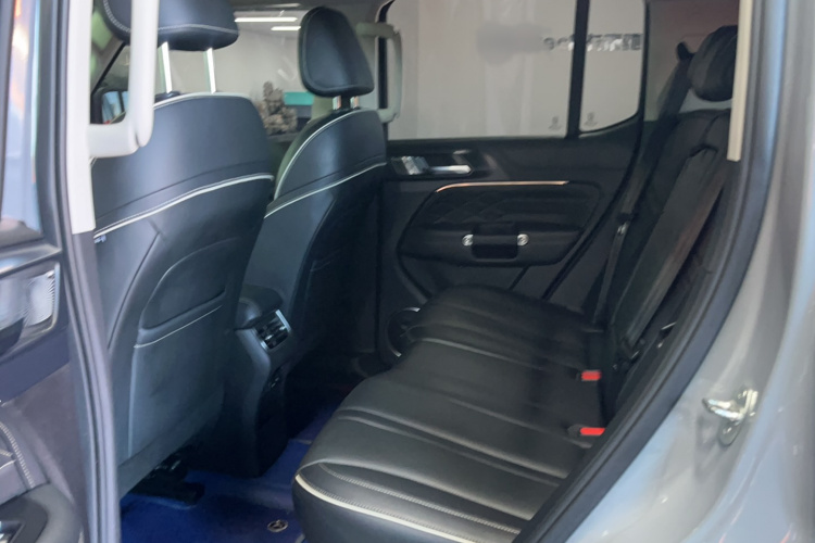 坦克300 2021款 越野版 2.0T 征服者中控内饰7001