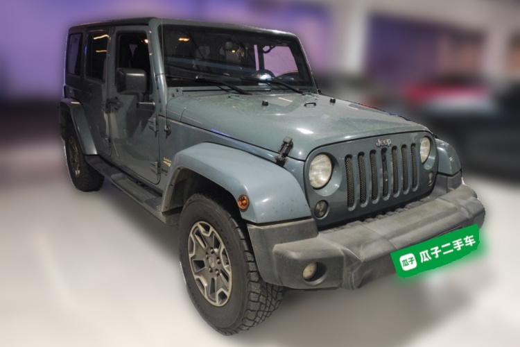 Jeep 牧马人 2015款 3.0L Sahara 四门舒享版车身外观6002