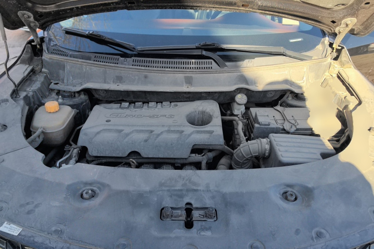 东风风光 风光580 2021款 改款 ☆星版 1.8L 手动精英型机舱底盘24