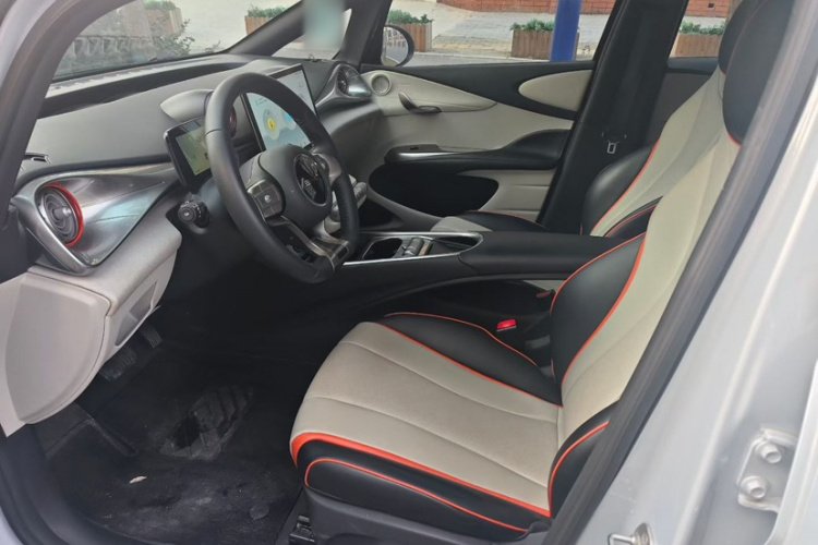 比亚迪 海豚 2021款 401km 骑士版中控内饰7003