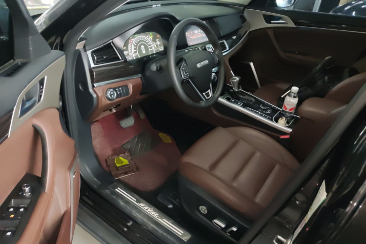 哈弗H7 2018款 改款 蓝标H7 2.0T 自动智享型中控内饰20