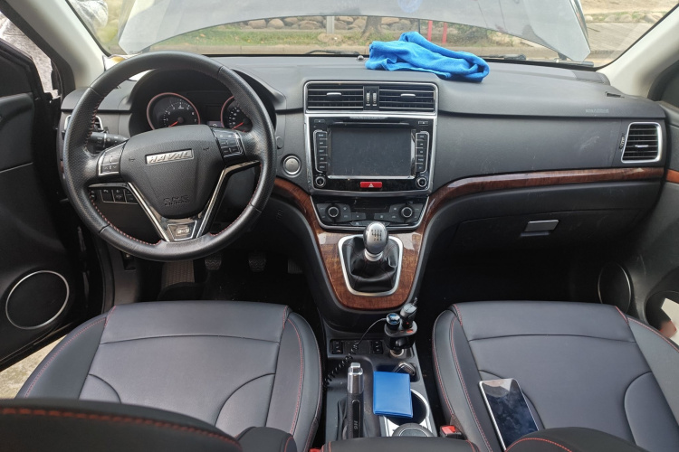 哈弗H6 2017款 红标 运动版 1.5T 手动两驱精英型中控内饰12