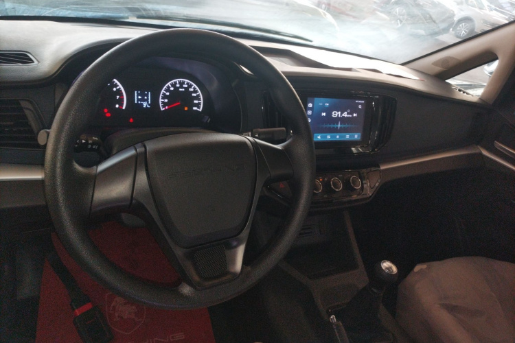 东风风行 菱智 2023款 M5L 1.6L 基本型 7座中控内饰7002