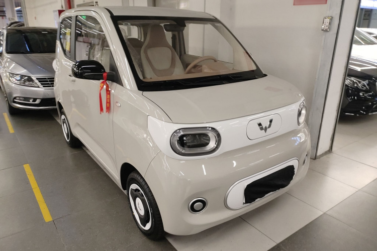 五菱汽车 宏光MINIEV 2024款 第三代 215km 青春版车身外观3