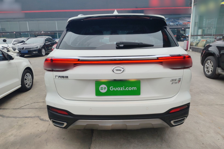 广汽传祺 传祺GS5 2021款 进阶款 270T 科技智领版车身外观6