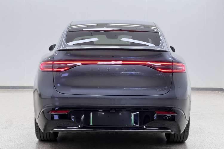 鸿蒙智行 智界R7 2024款 纯电 802km Max车身外观6009