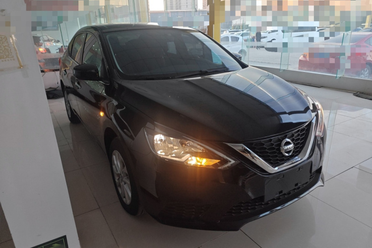 日产 轩逸 2024款 改款二 经典 1.6XE CVT舒适版车身外观3