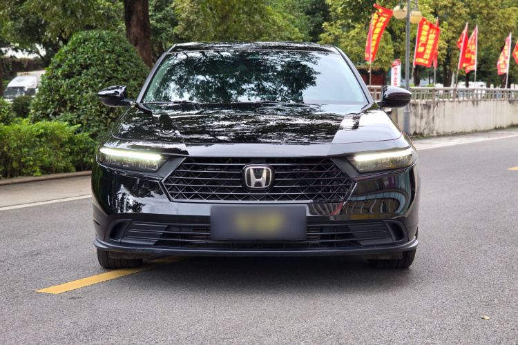 本田 雅阁 2025款 260TURBO 豪华版车身外观6005