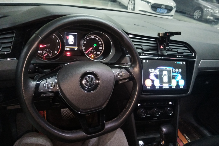 大众 途观L 2018款 380TSI 自动四驱豪华版中控内饰12