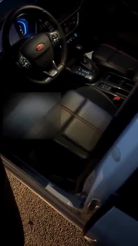 福特 福克斯 2022款 三厢 EcoBoost 180 自动ST Line讲解2