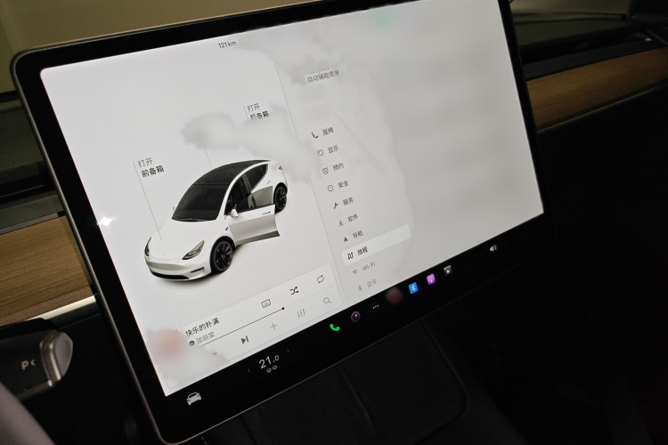 特斯拉 Model Y 2021款 长续航全轮驱动版局部细节16