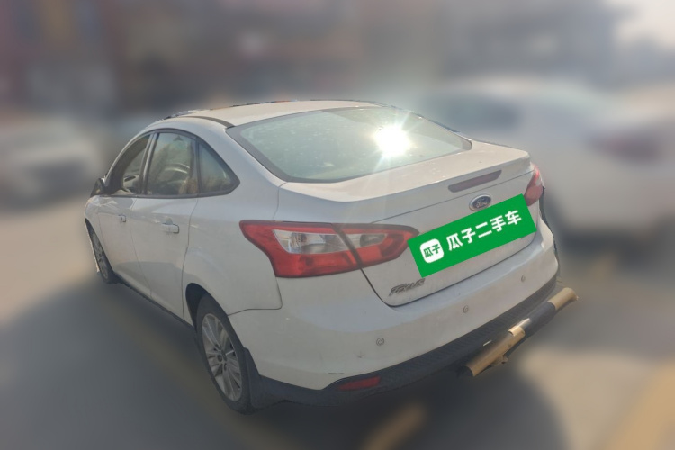 福特 福克斯 2012款 三厢 1.6L 自动舒适型车身外观6003