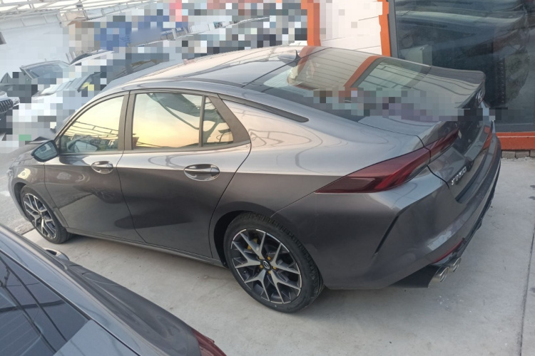 广汽传祺 影豹 2022款 270T DCT J16 R-style赛道版车身外观4