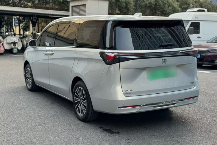 别克GL8新能源 2025款 陆尚 先享版 7座车身外观6005