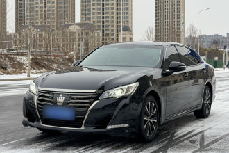 丰田 皇冠 2018款 2.0T 时尚版