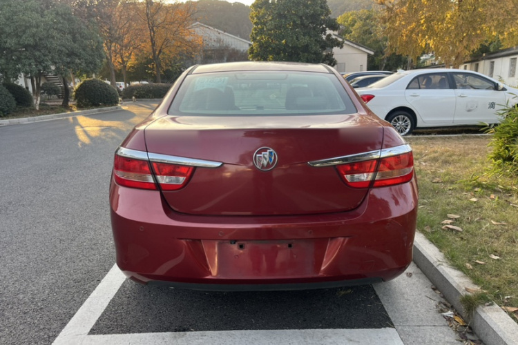 别克 英朗 2013款 GT 1.6L 自动时尚版车身外观6005