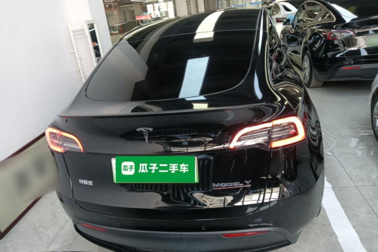 特斯拉 Model Y 2022款 后轮驱动版车身外观6004