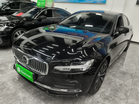 沃尔沃S90 2022款 B5 智逸豪华版