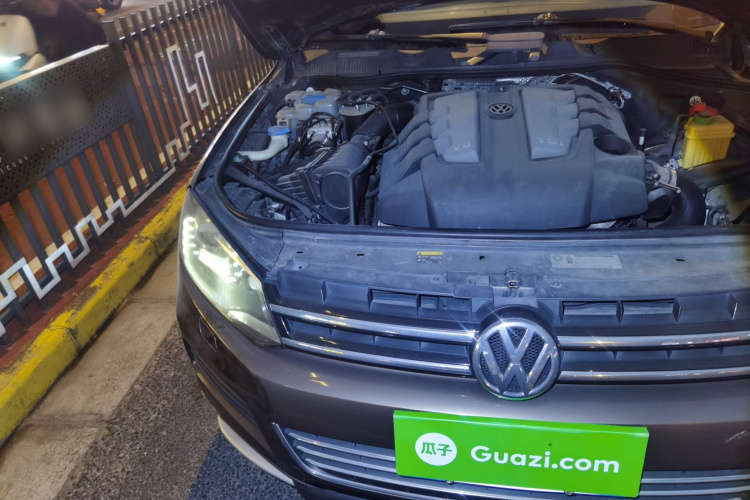 大众 途锐 2015款 3.0TDI 柴油标配型局部细节9006