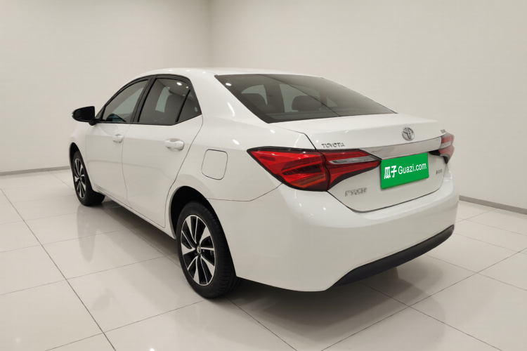 丰田 雷凌 2018款 185T CVT尊贵版 国V车身外观5