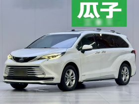 丰田 赛那SIENNA 2021款 2.5L混动 铂金版