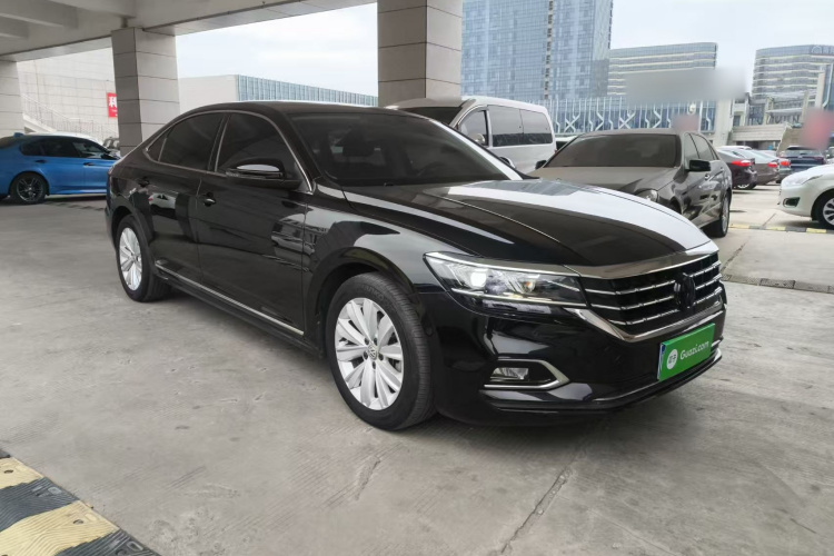 大众 帕萨特 2019款 330TSI 精英版 国VI车身外观3