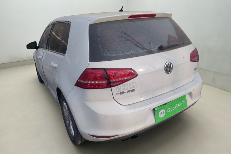 大众 高尔夫 2016款 1.6L 自动时尚型车身外观5