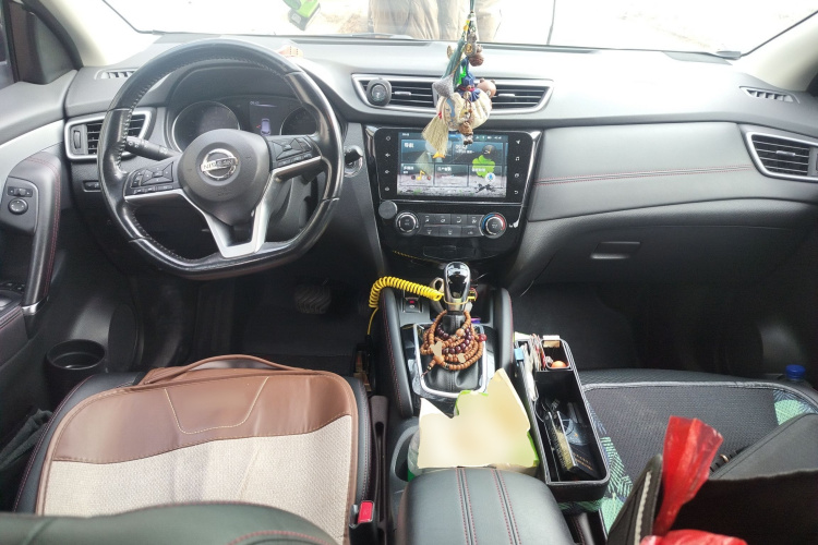 日产 逍客 2019款 2.0L CVT豪华版中控内饰12