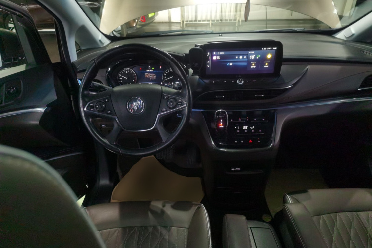 别克GL8 2021款 陆上公务舱 652T 豪华型中控内饰13