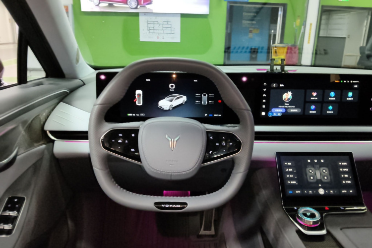 岚图汽车 岚图追光 2023款 四驱标准版中控内饰13