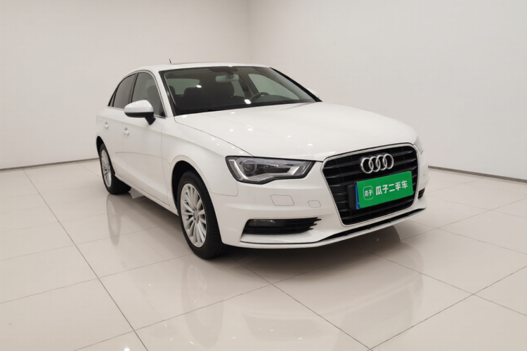 奥迪A3 2016款 Limousine 35 TFSI 进取型车身外观3