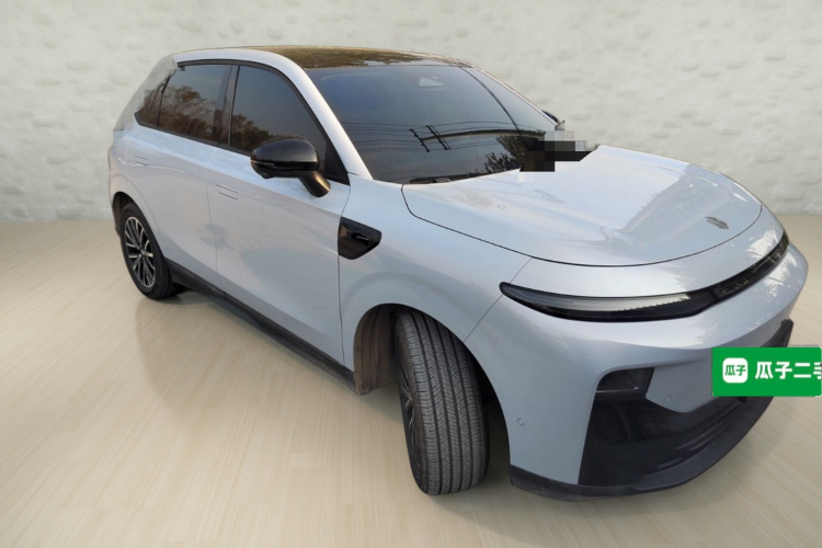 零跑汽车 零跑B10 2025款 510悦享版车身外观3