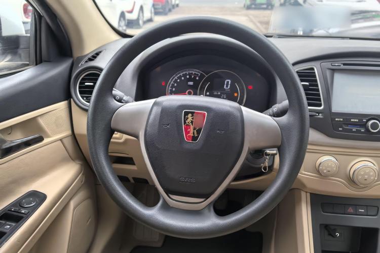 荣威350 2015款 1.5L 手动豪华天窗版中控内饰7002