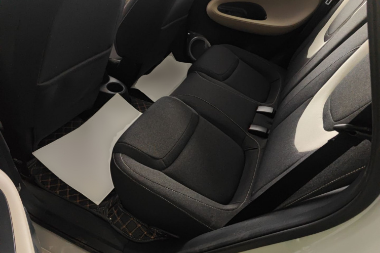 五菱汽车 五菱缤果 2024款 203km 轻享款中控内饰21