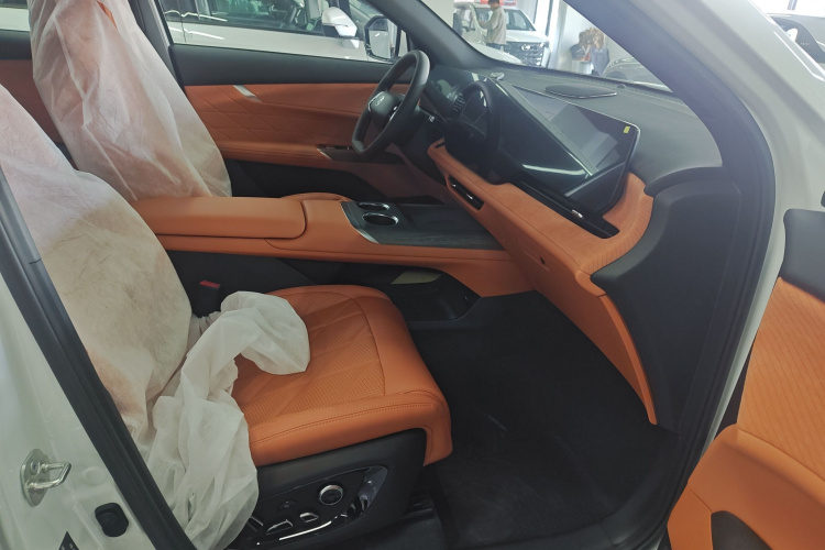 长安CS75 PLUS 2025款 第四代 1.5T 新蓝鲸 智慧旗舰型中控内饰7006