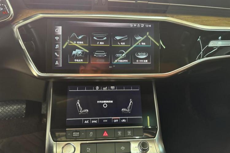 奥迪A6L 2019款 45 TFSI 臻选致雅型中控内饰7004