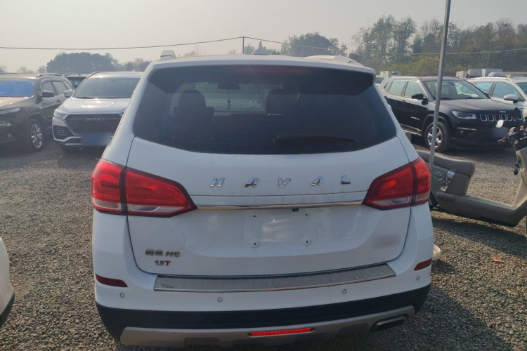 哈弗H6 2018款 蓝标 运动版 1.5T 自动两驱精英型车身外观6